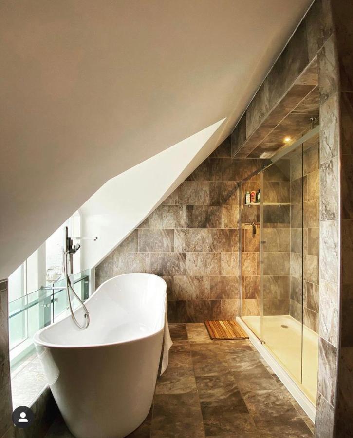 The Lodge At Muir Estate Thornhill  Exteriér fotografie
